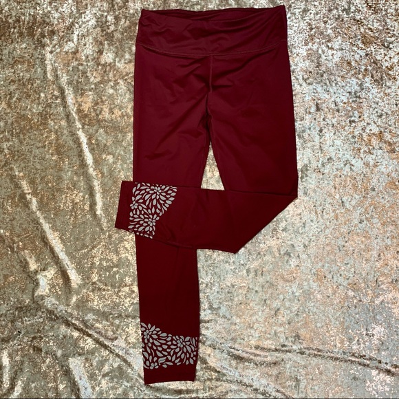 Fabletics Maroon Leggings - Picture 1 of 7